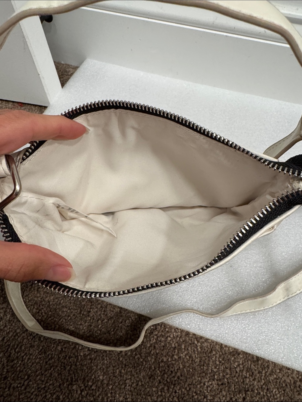 Rae Dunn love crossbody shoulder bag purse - Picture 6 of 6